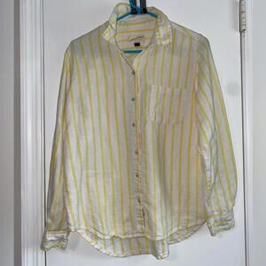 Universal Thread Yellow and White Button-Down Long Sleeve Size Small